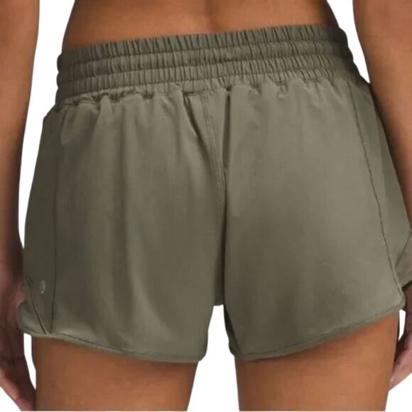 Lululemon Hotty Hot High-Rise Short 2.5" *Army Green - Picture 3 of 9